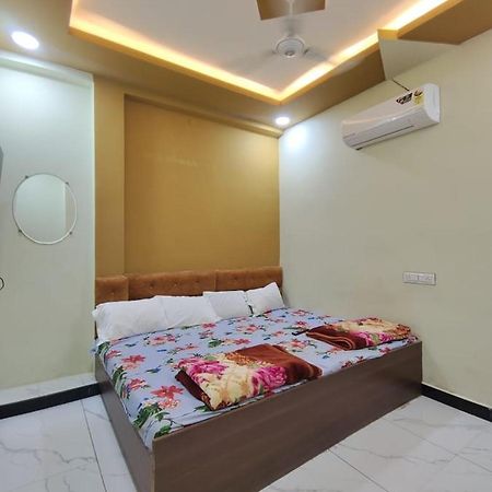 Hotel Chhavi Удджайн Экстерьер фото