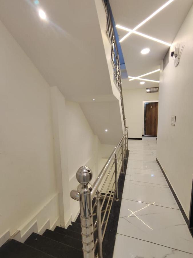 Hotel Chhavi Удджайн Экстерьер фото